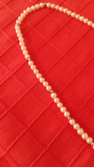 Collar Perlas y Oro blanco 18 kl (750)