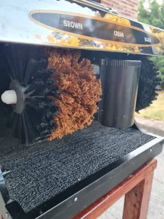 Pulidor zapatos eléctrico