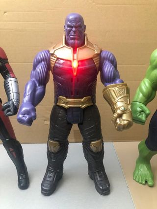 3 Figuras Marvel con luz y sonido