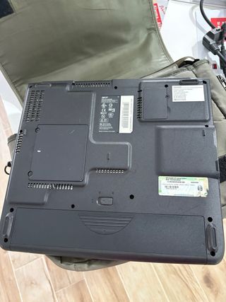 Portátil Acer TravelMate 230