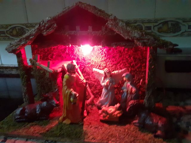 Pesebre Navidad grande y figuras nacimiento. 
