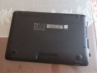 Portátil ASUS X540L - color beige 