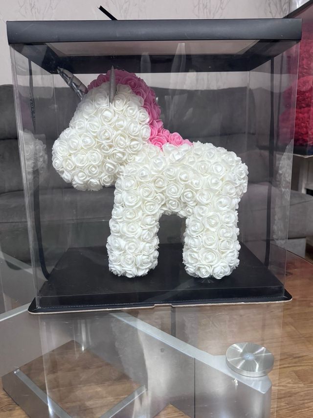 Unicornio Rosa de Rosas