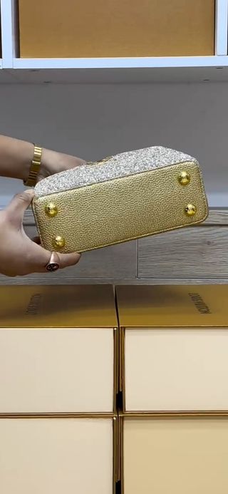 Bolso dorado
