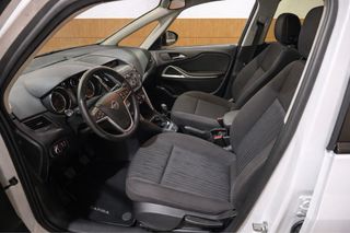 Opel Zafira 2015