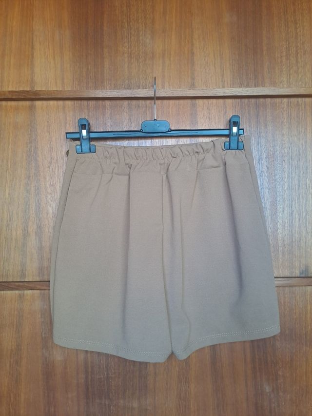 Calção bege tamanho M