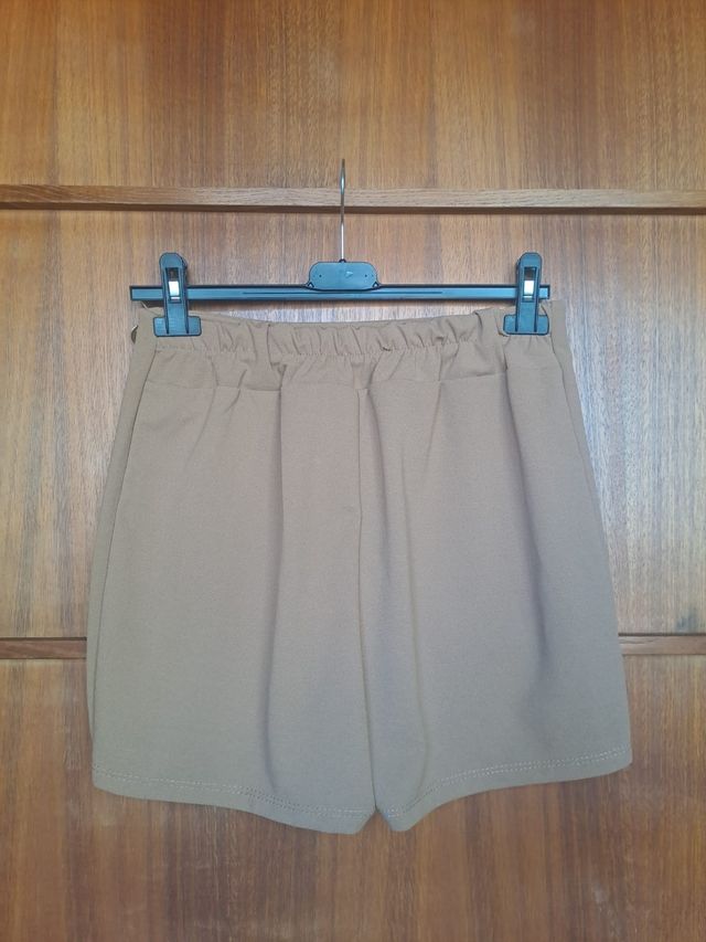 Calção bege tamanho M
