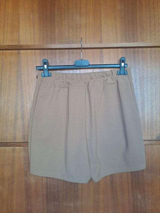 Calção bege tamanho M