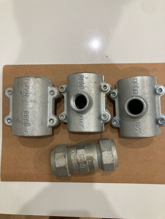 Gebos Acoples metálicos