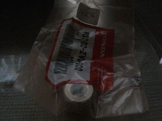 Tuerca Honda 90302-ZY6-000 Nueva