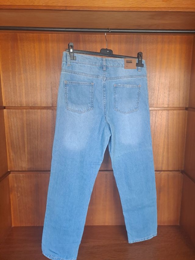 Calças de ganga M c/ rasgões