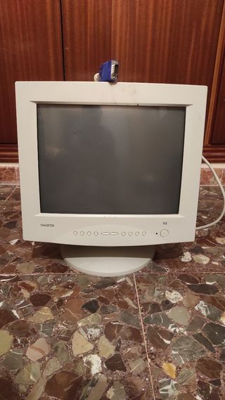 Monitor CRT Samtron 15" VGA