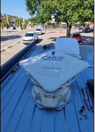 Antena TV Satelital Oyster Caro+ para autocaravana