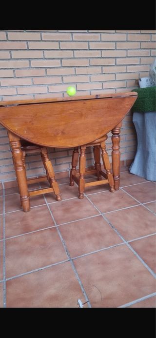 Mesa plegable provenzal + 2 taburetes