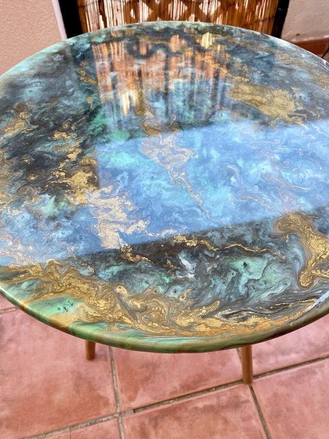 Mesa redonda de madera | Estilo moderno