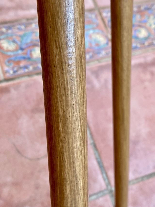 Mesa redonda de madera | Estilo moderno