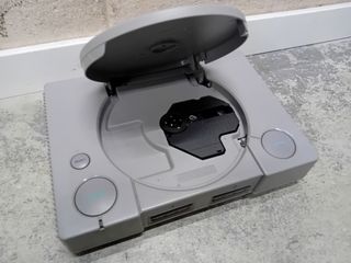 PlayStation 1 Sony - Console
