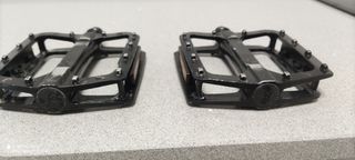 Pedales plataforma aluminio KTM