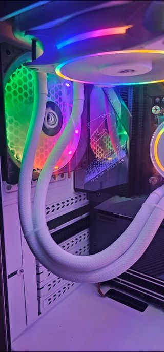 Ordenador completo con Intel I5 14600k 