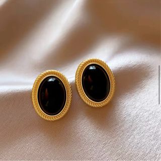 Pendientes ovalados retro dorados (4 unidades)