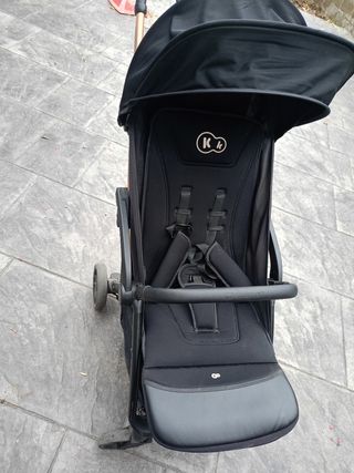Silla paseo Kinderkraft negra