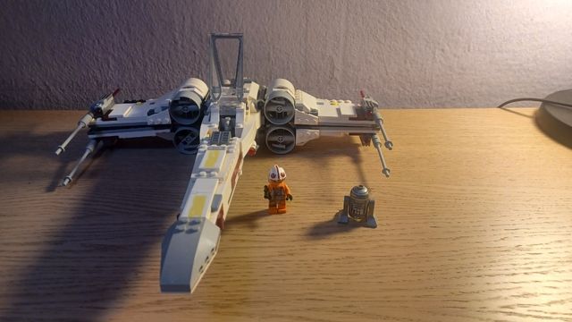 Lego Star Wars X-Wing 75218