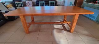 Mesa madera maciza robusta
