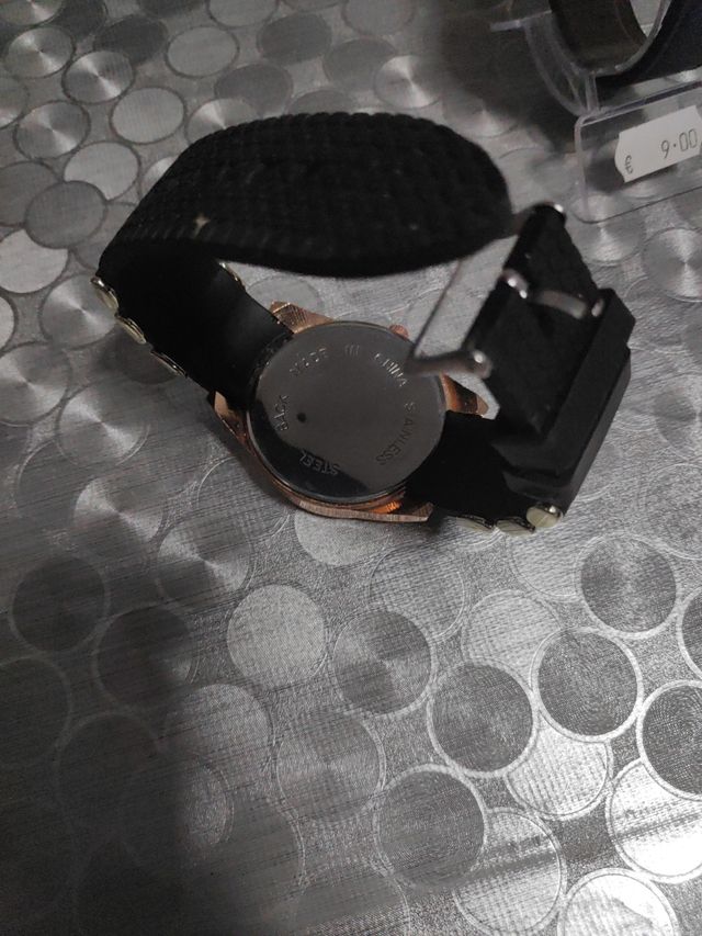 Reloj mujer París - dorado