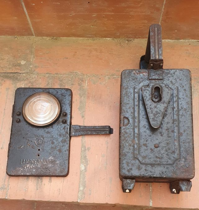 Lampada FS vintage a batteria