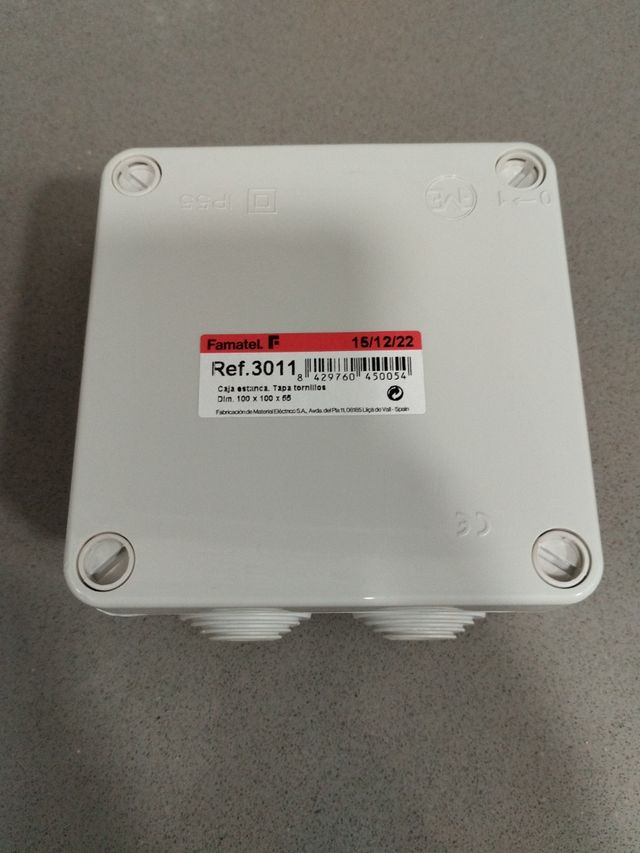 Caja estanca Famatel 3011