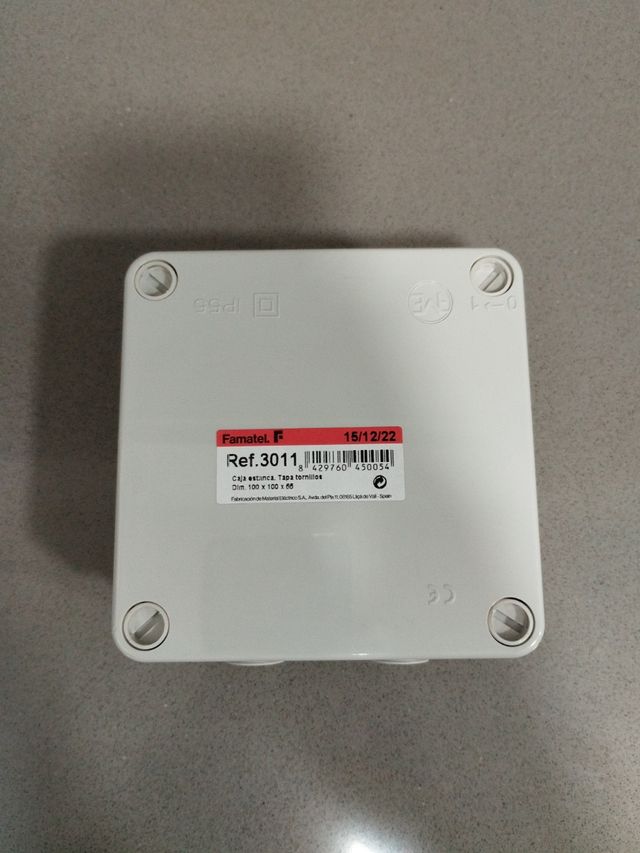 Caja estanca Famatel 3011