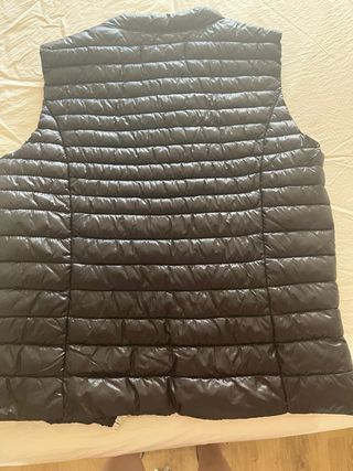 Chaleco acolchado negro cremallera