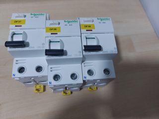 Interruptor/Diferencial Schneider Electric