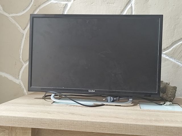 TV SABA 22" negra