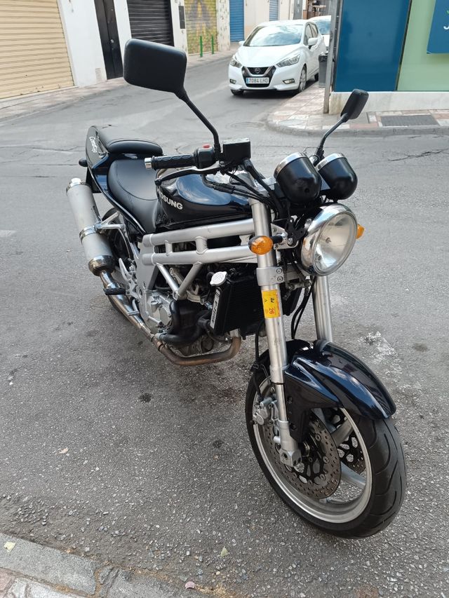 Hyosung GT650 comet r