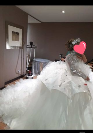 Vestido novia blanco plata