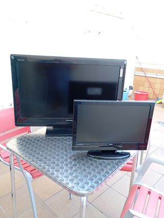 2 TVs: NEGZA & TOSHIBA