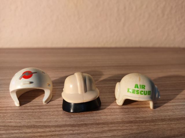 3 Cascos Playmobil Vintage