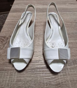 Sandalias Geox blancas