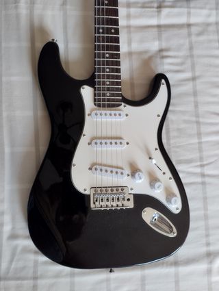 Guitarra Daytona Stratocaster