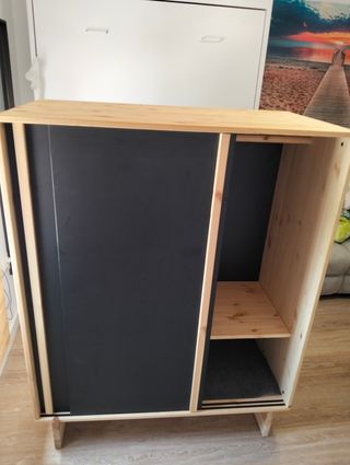 Armario 2 puertas -vale nuevo 350 euros en Ikea