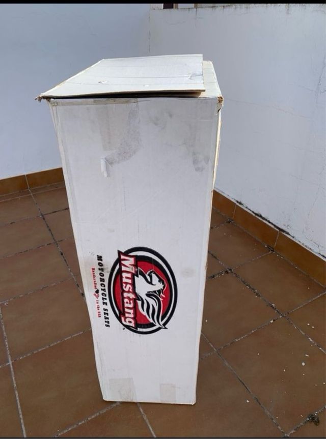 Asiento Mustang para Harley Davidson