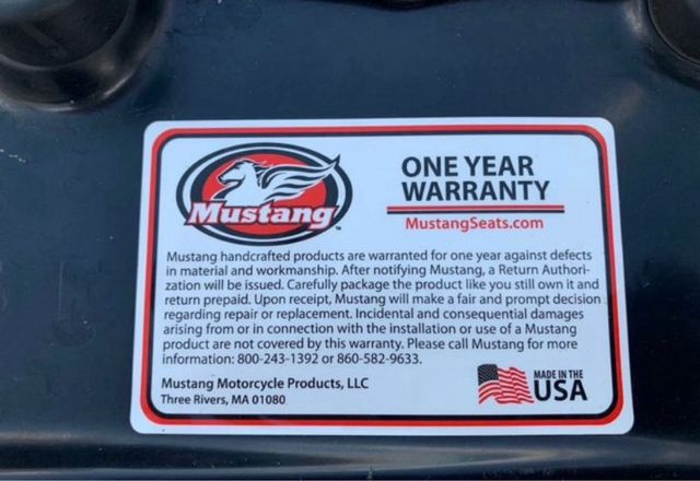 Asiento Mustang para Harley Davidson