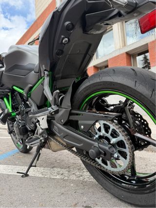 Kawasaki Z650 - 2023 Practicamente nueva
