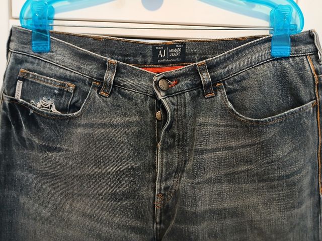 Vaqueros Armani - Gris desgastado.