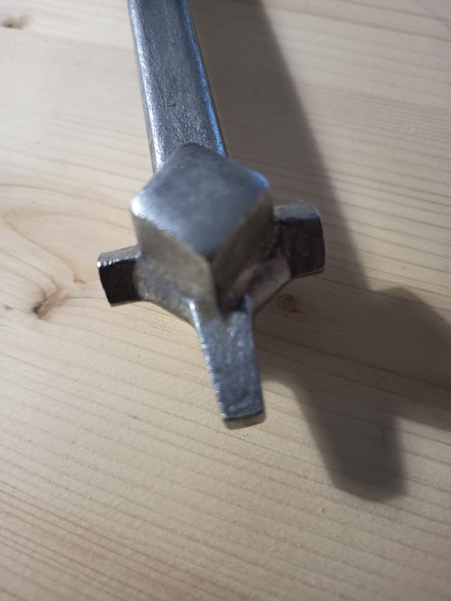 Llave espiga GEDORE - herramienta