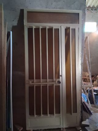 Puerta aluminio 2 hojas - Reforzada