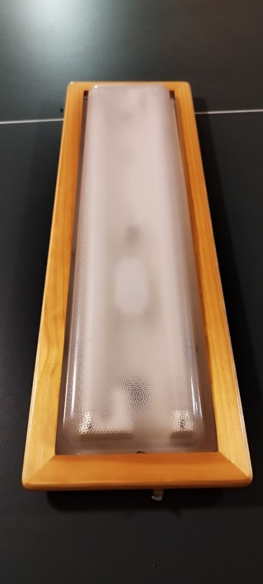 3 Pantallas de madera y metal prácticamente nuevas