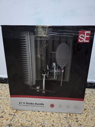 Adam Hall X1 S Studio Bundle SE