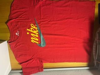 Camiseta Nike roja M